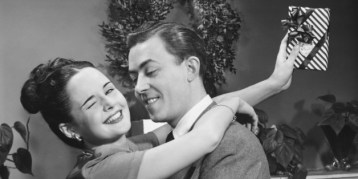 n-HAPPY-HUSBAND-AND-WIFE-HOME-628x314